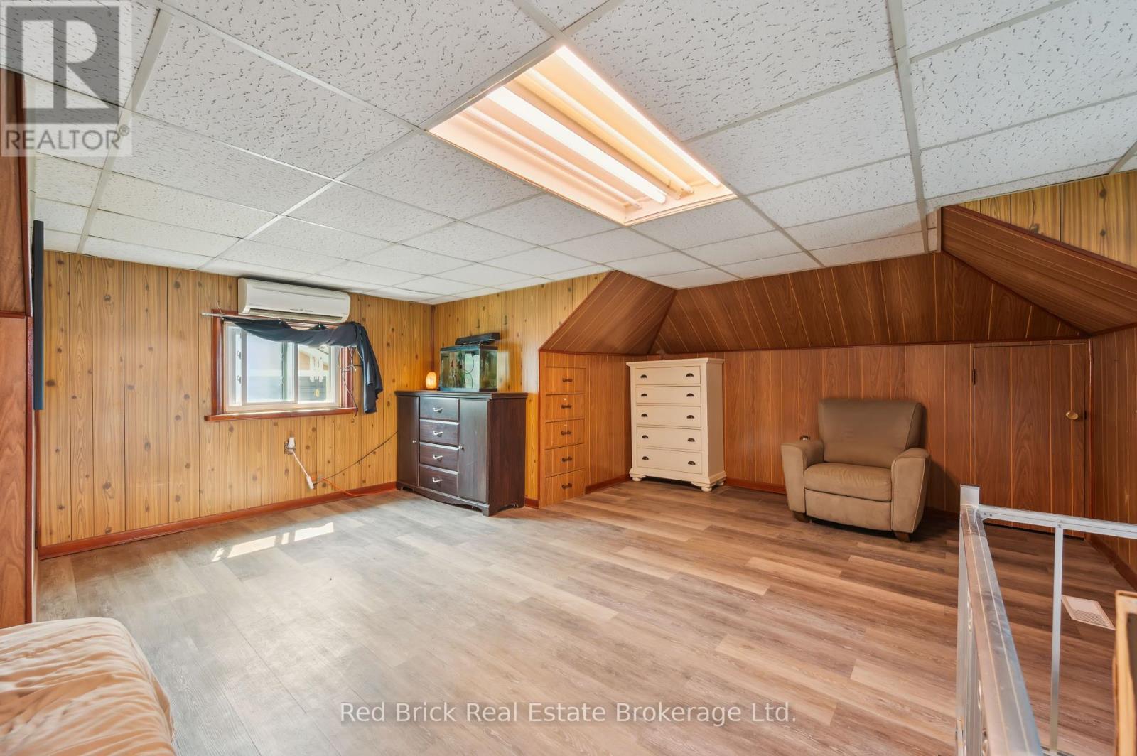 28 Barton Street, Guelph, Ontario  N1H 1M3 - Photo 13 - X12308948