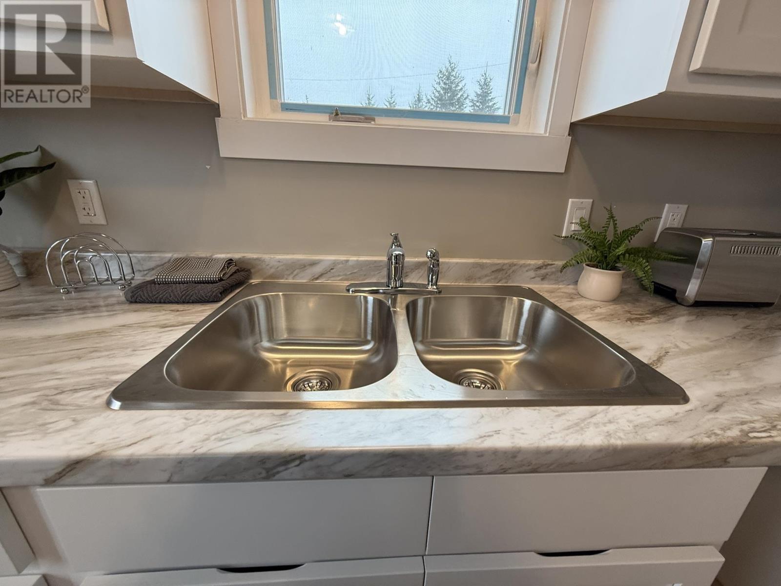 Cottage# 5 To Be Moved, Houston Road, Mayfield, Prince Edward Island  C0A 1N0 - Photo 9 - 202509844