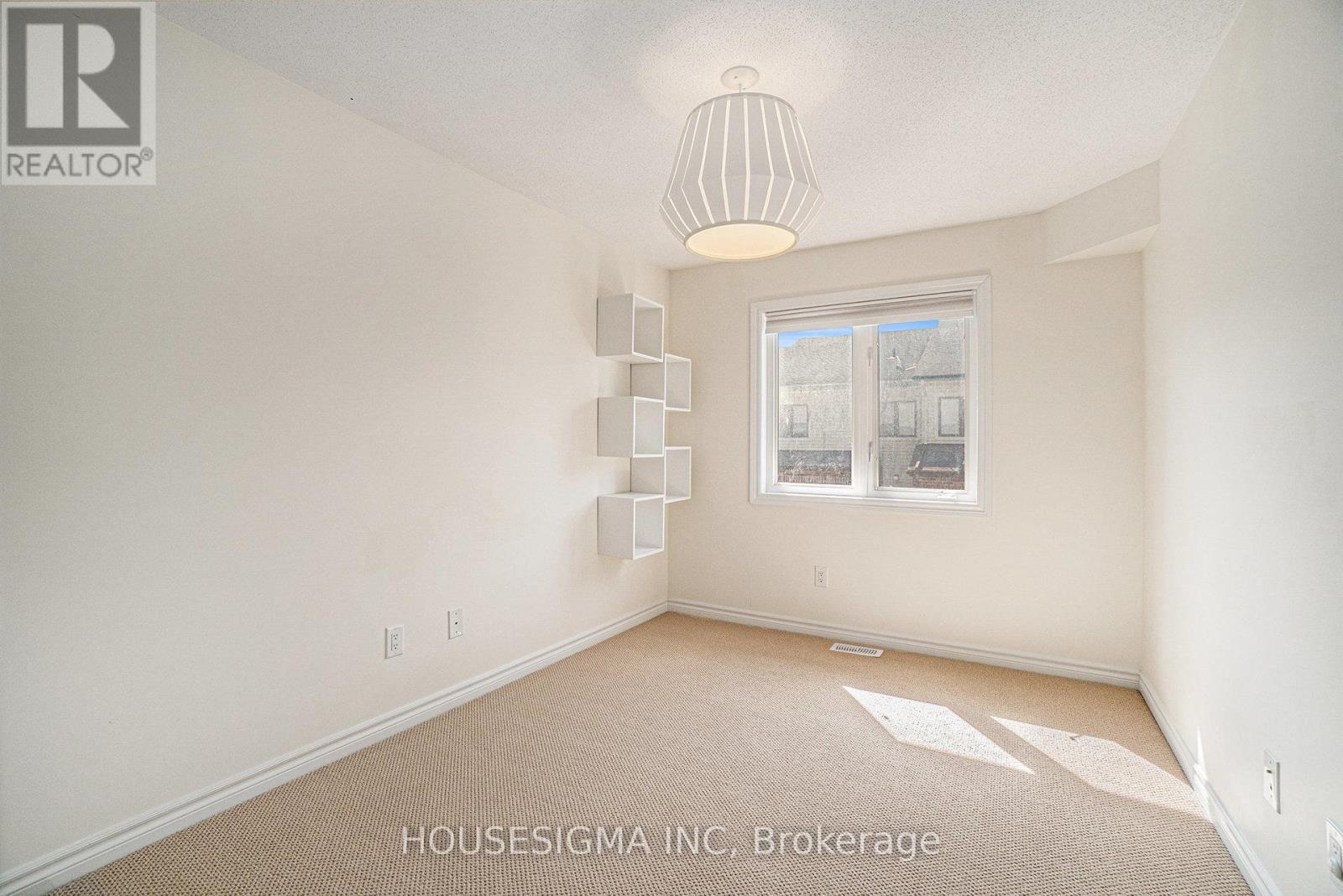 282 Keyrock Drive, Ottawa, Ontario  K2T 0G1 - Photo 14 - X12308915