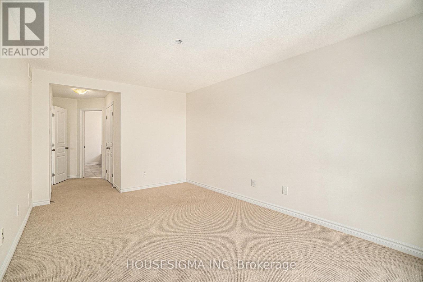 282 Keyrock Drive, Ottawa, Ontario  K2T 0G1 - Photo 11 - X12308915