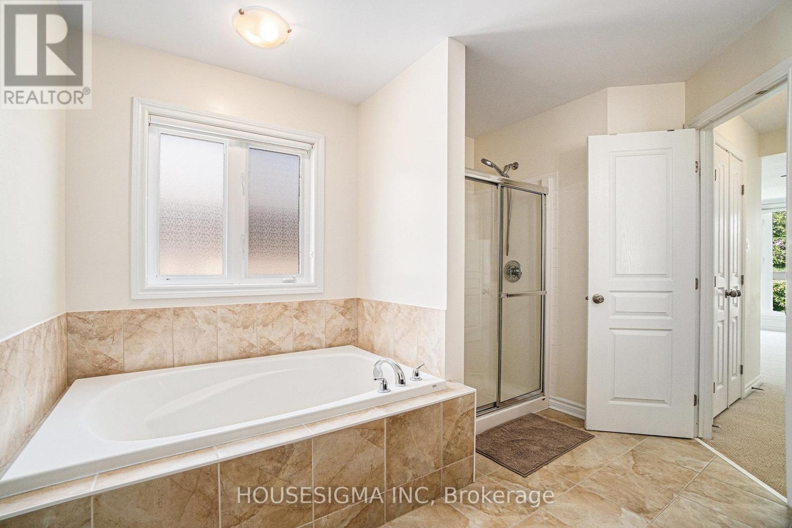282 Keyrock Drive, Ottawa, Ontario  K2T 0G1 - Photo 13 - X12308915