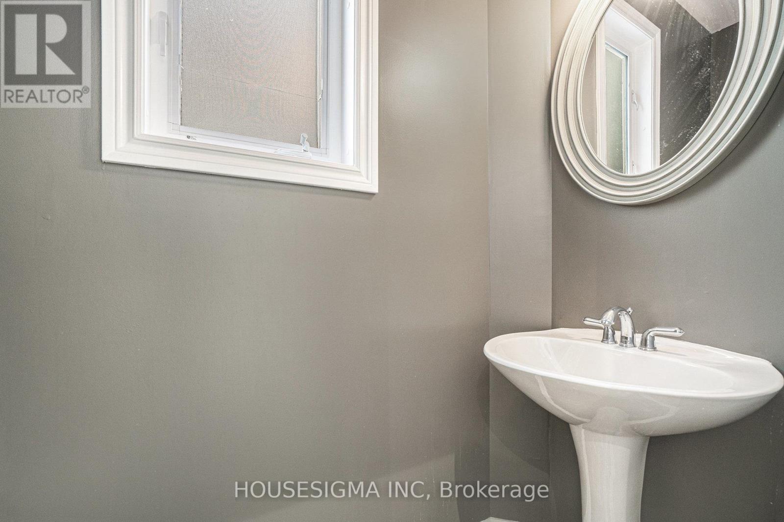 282 Keyrock Drive, Ottawa, Ontario  K2T 0G1 - Photo 8 - X12308915
