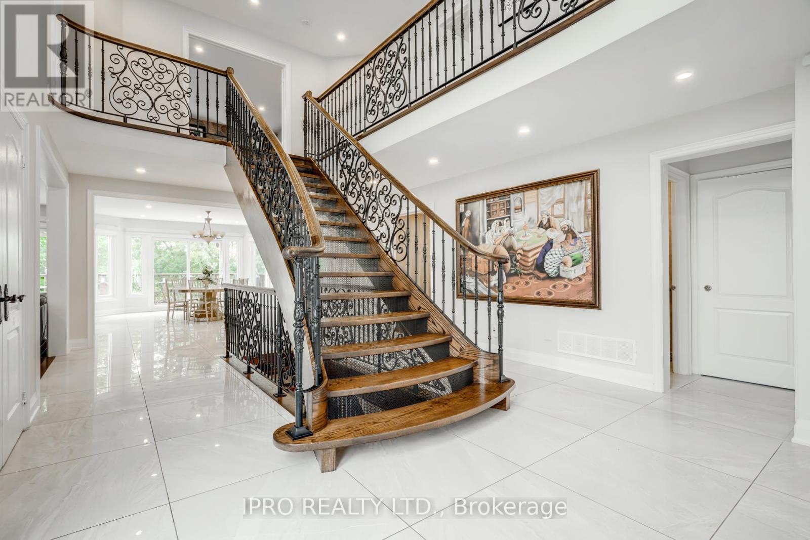 Property at 35 SAYOR DRIVE image 4