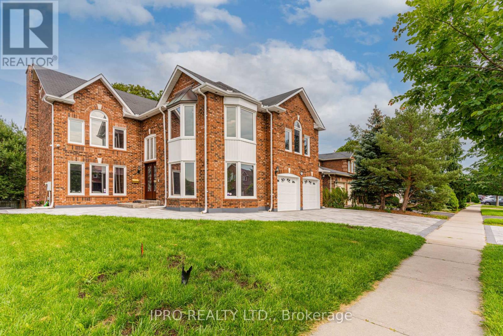Property at 35 SAYOR DRIVE image 1