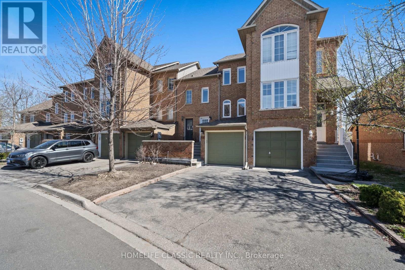 Property at 14 LARISSA COURT image 3