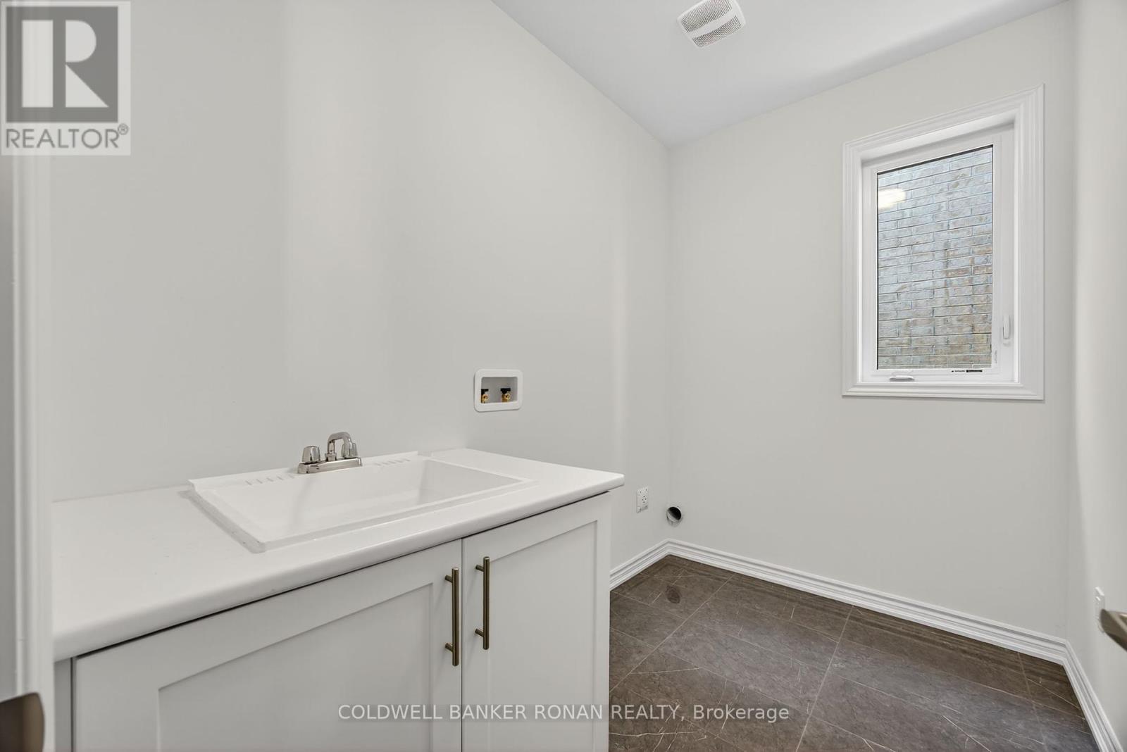 21 Sparrow Way, Adjala-Tosorontio, Ontario  L0G 1W0 - Photo 39 - N12308029
