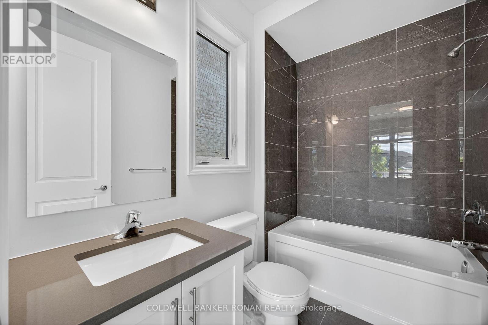 21 Sparrow Way, Adjala-Tosorontio, Ontario  L0G 1W0 - Photo 37 - N12308029
