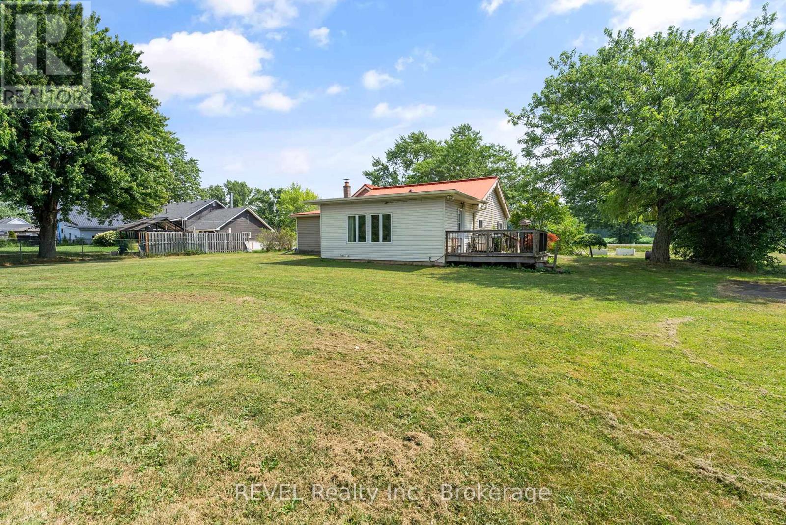 1555 Merrittville Highway, Thorold, Ontario  L3B 5N5 - Photo 34 - X12308937
