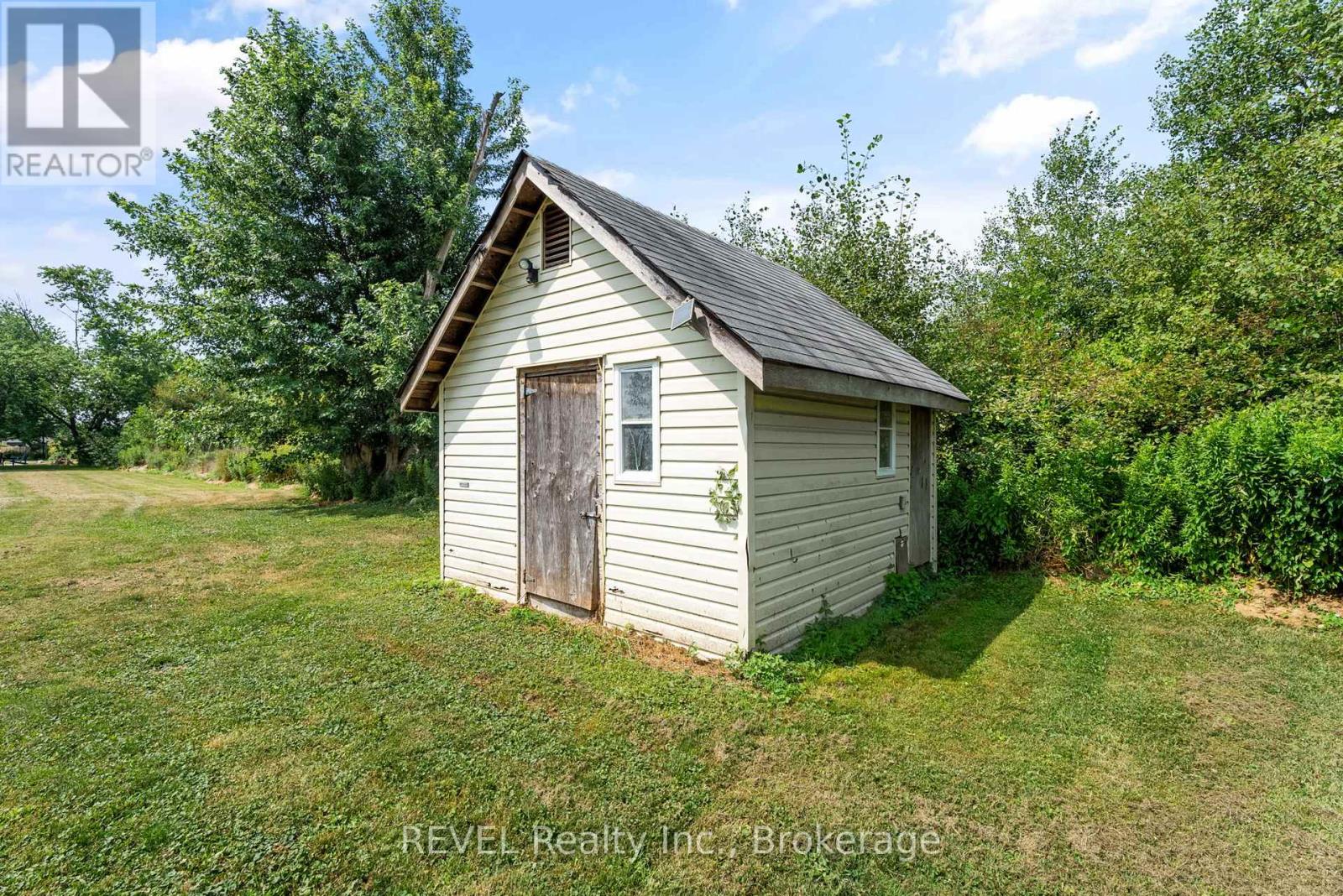 1555 Merrittville Highway, Thorold, Ontario  L3B 5N5 - Photo 38 - X12308937