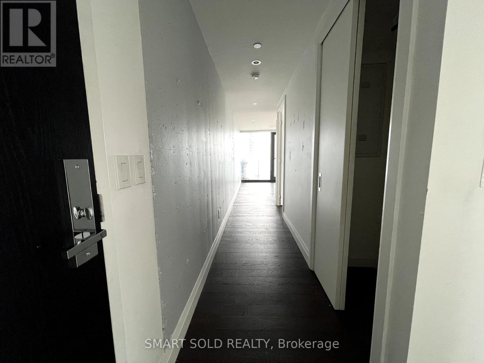 1807 - 224 King Street W, Toronto, Ontario  M5H 0A6 - Photo 11 - C12308950