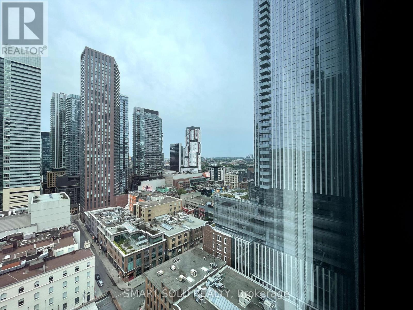 1807 - 224 King Street W, Toronto, Ontario  M5H 0A6 - Photo 19 - C12308950