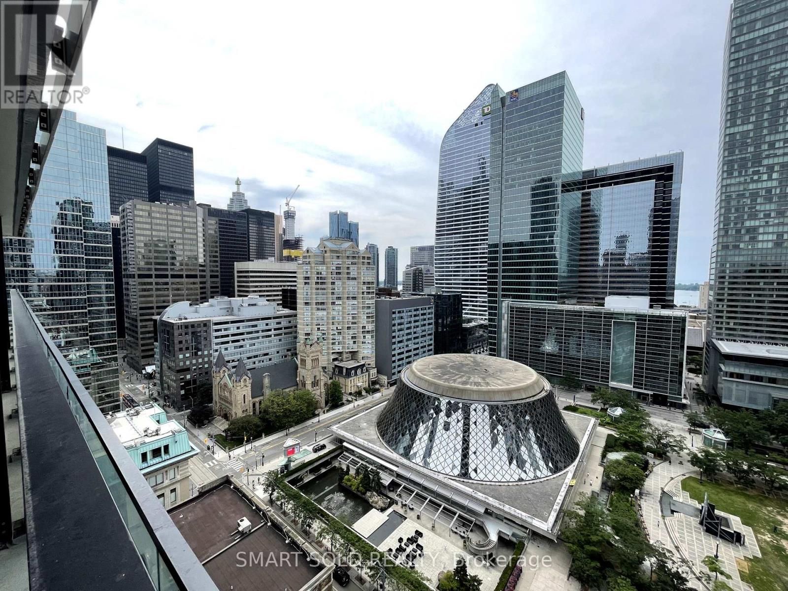 1807 - 224 King Street W, Toronto, Ontario  M5H 0A6 - Photo 22 - C12308950