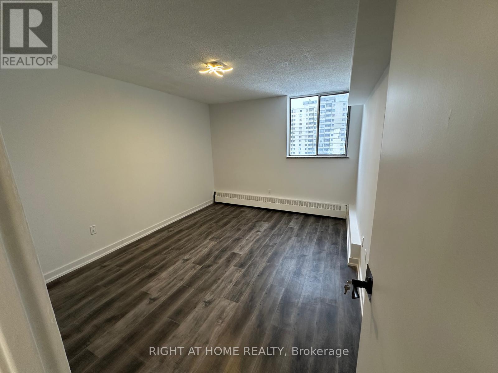 1616 - 320 Dixon Road, Toronto, Ontario  M9R 1S8 - Photo 6 - W12308932