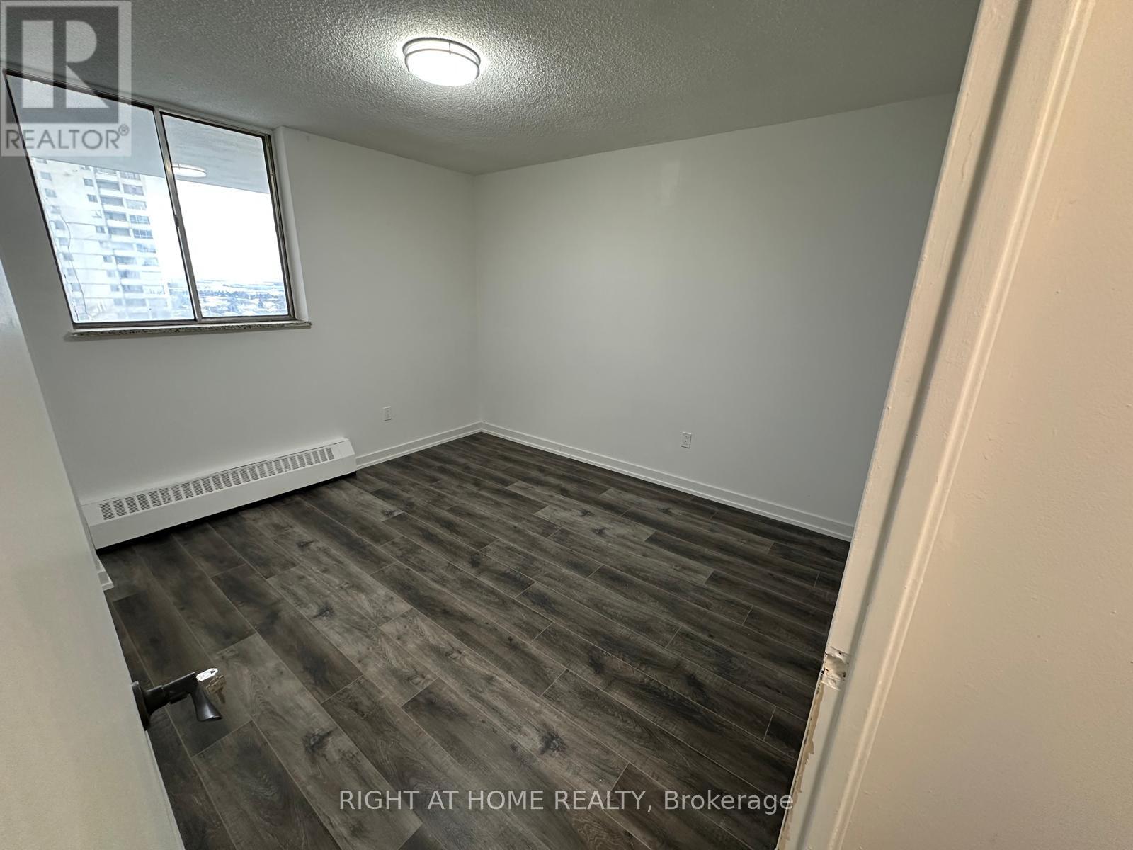 1616 - 320 Dixon Road, Toronto, Ontario  M9R 1S8 - Photo 8 - W12308932