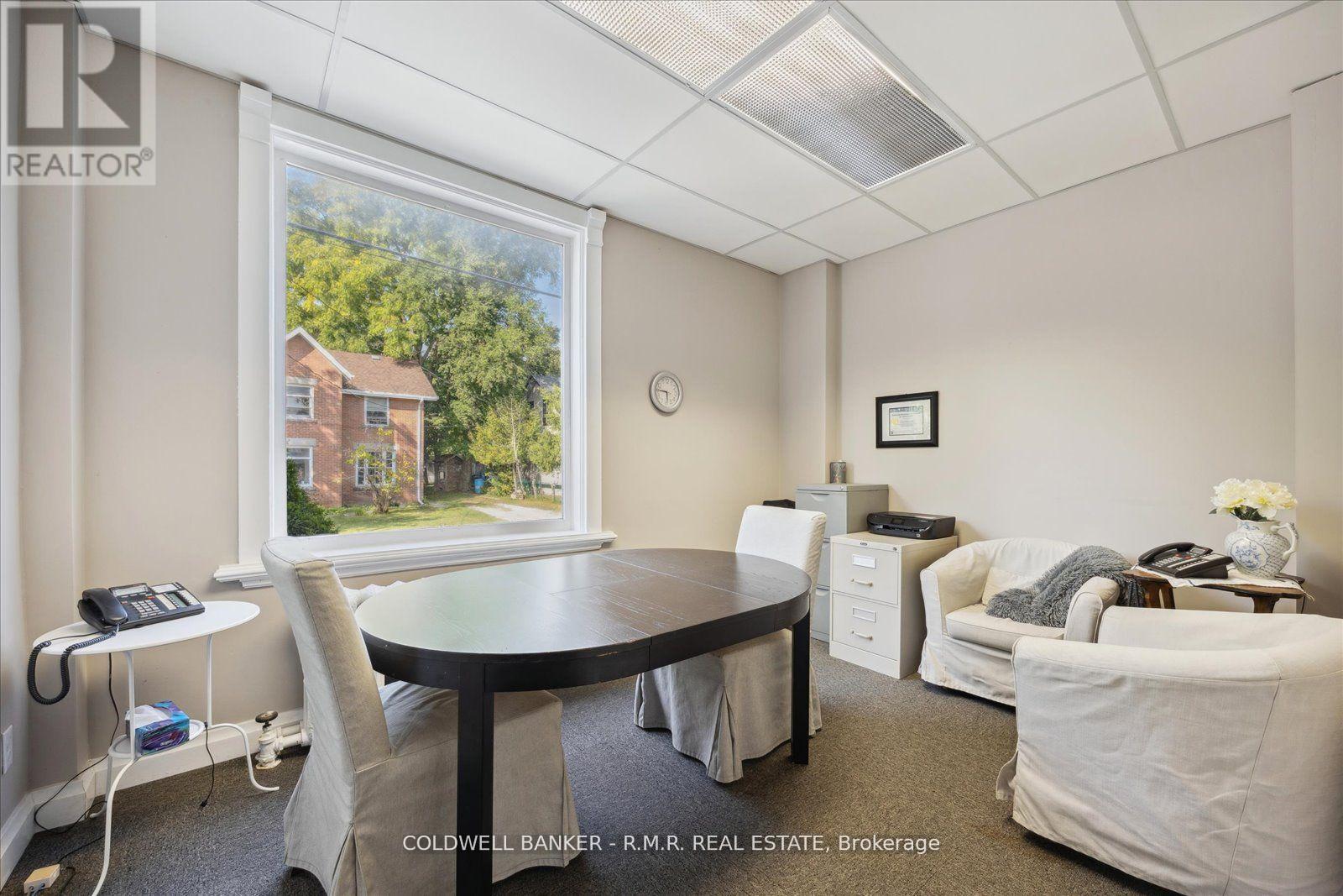 132 William Street N, Kawartha Lakes, Ontario  K9V 4A9 - Photo 11 - X12287637