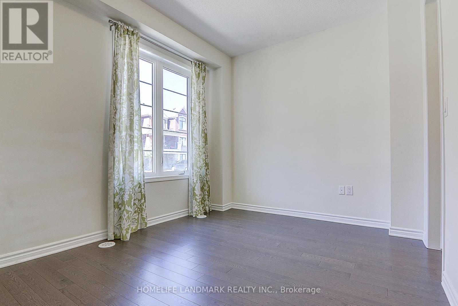 55 Casely Avenue, Richmond Hill, Ontario  L4S 2T9 - Photo 6 - N12308965