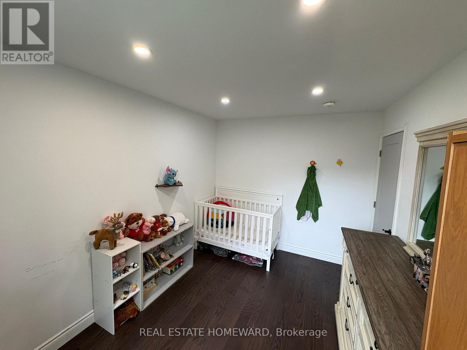 48 Cavalier Place, Waterloo, Ontario  N2L 5K7 - Photo 15 - X12308928