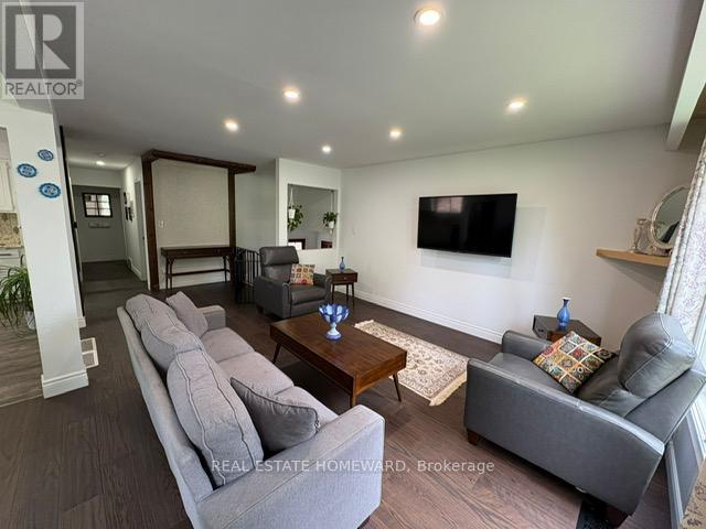 48 Cavalier Place, Waterloo, Ontario  N2L 5K7 - Photo 26 - X12308928