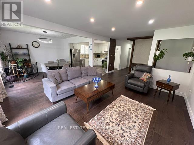 48 Cavalier Place, Waterloo, Ontario  N2L 5K7 - Photo 28 - X12308928