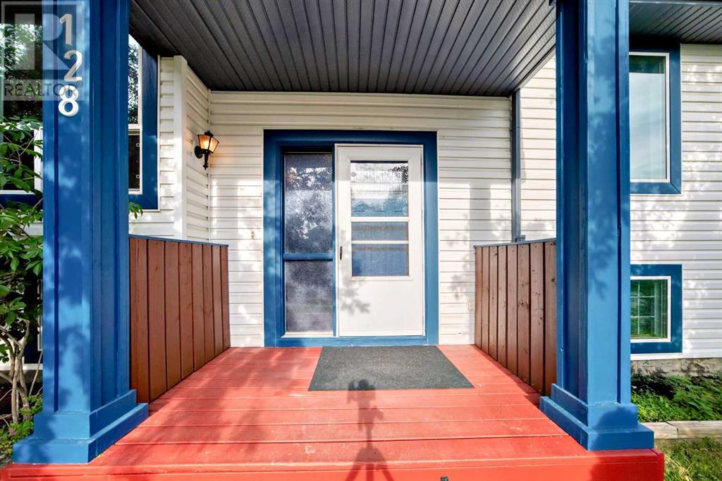 Property at 128 ERIN MEADOW Way SE image 3