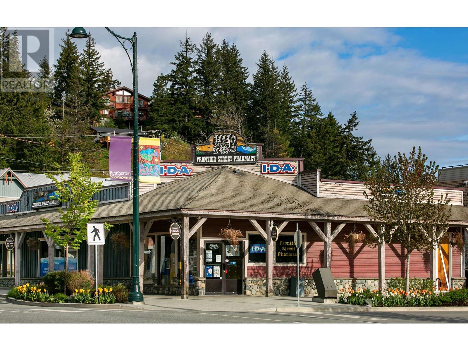 7634 Seven O'clock Drive, Pemberton, British Columbia  V0N 2L3 - Photo 28 - R3029430