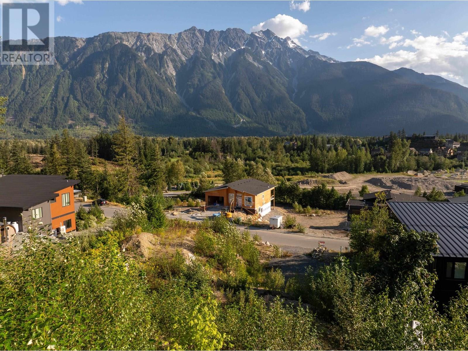 7634 Seven O'clock Drive, Pemberton, British Columbia  V0N 2L3 - Photo 11 - R3029430