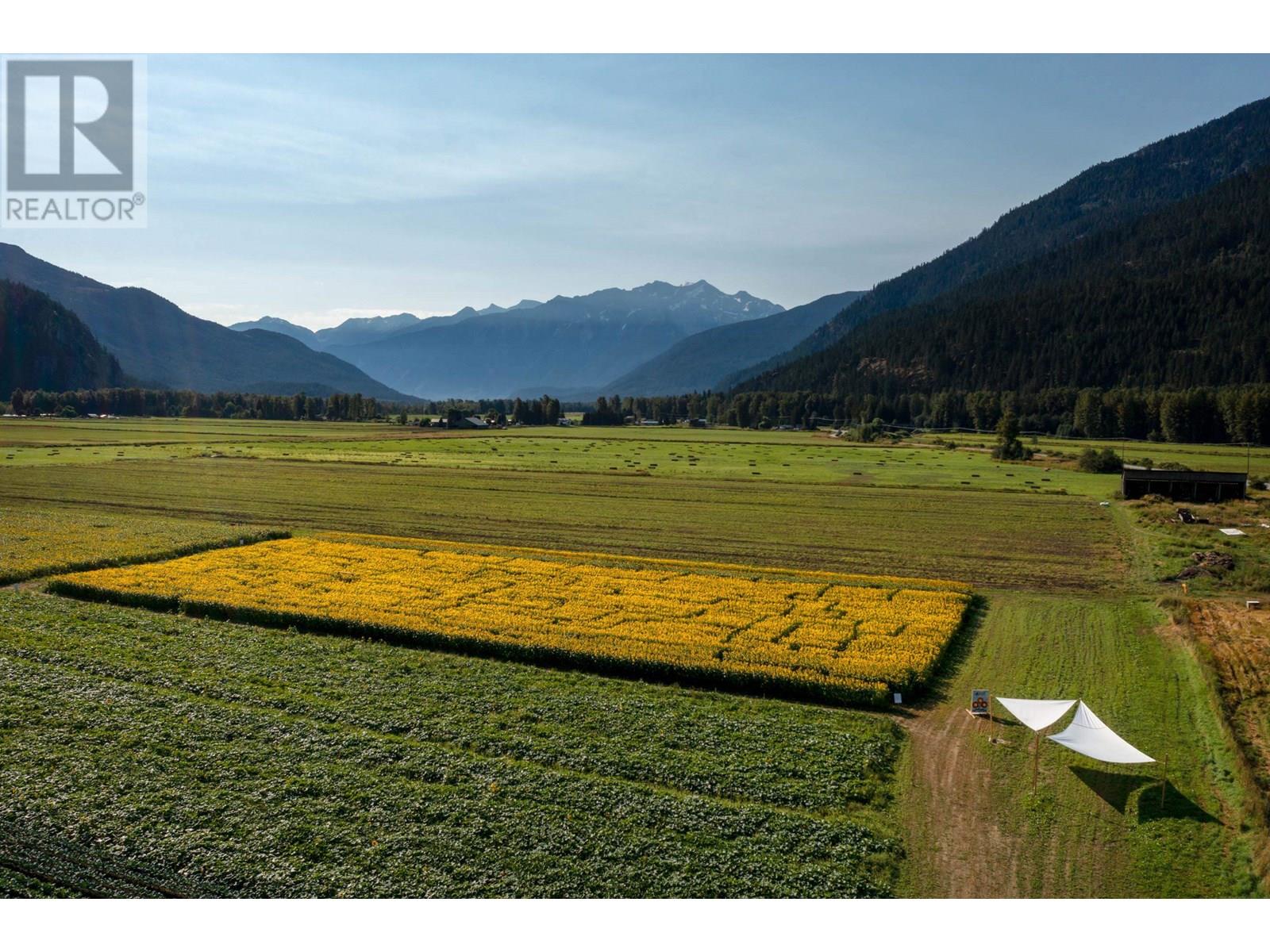 7634 Seven O'clock Drive, Pemberton, British Columbia  V0N 2L3 - Photo 34 - R3029430