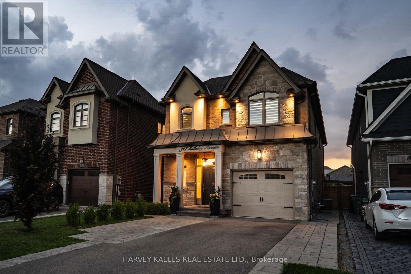 Property at 947 HALLIDAY AVENUE image 2