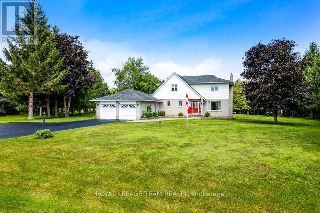 17 Maric Trail, North Grenville, Ontario  K0G 1J0 - Photo 2 - X12295384
