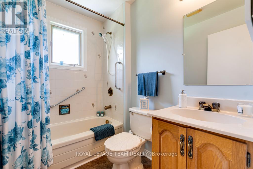 17 Maric Trail, North Grenville, Ontario  K0G 1J0 - Photo 28 - X12295384