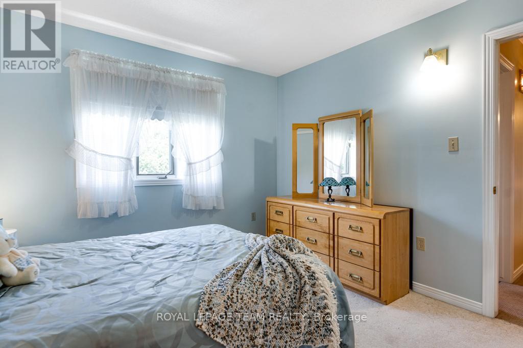 17 Maric Trail, North Grenville, Ontario  K0G 1J0 - Photo 27 - X12295384