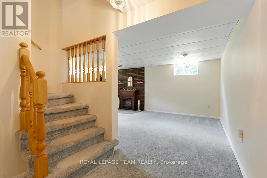 17 Maric Trail, North Grenville, Ontario  K0G 1J0 - Photo 31 - X12295384