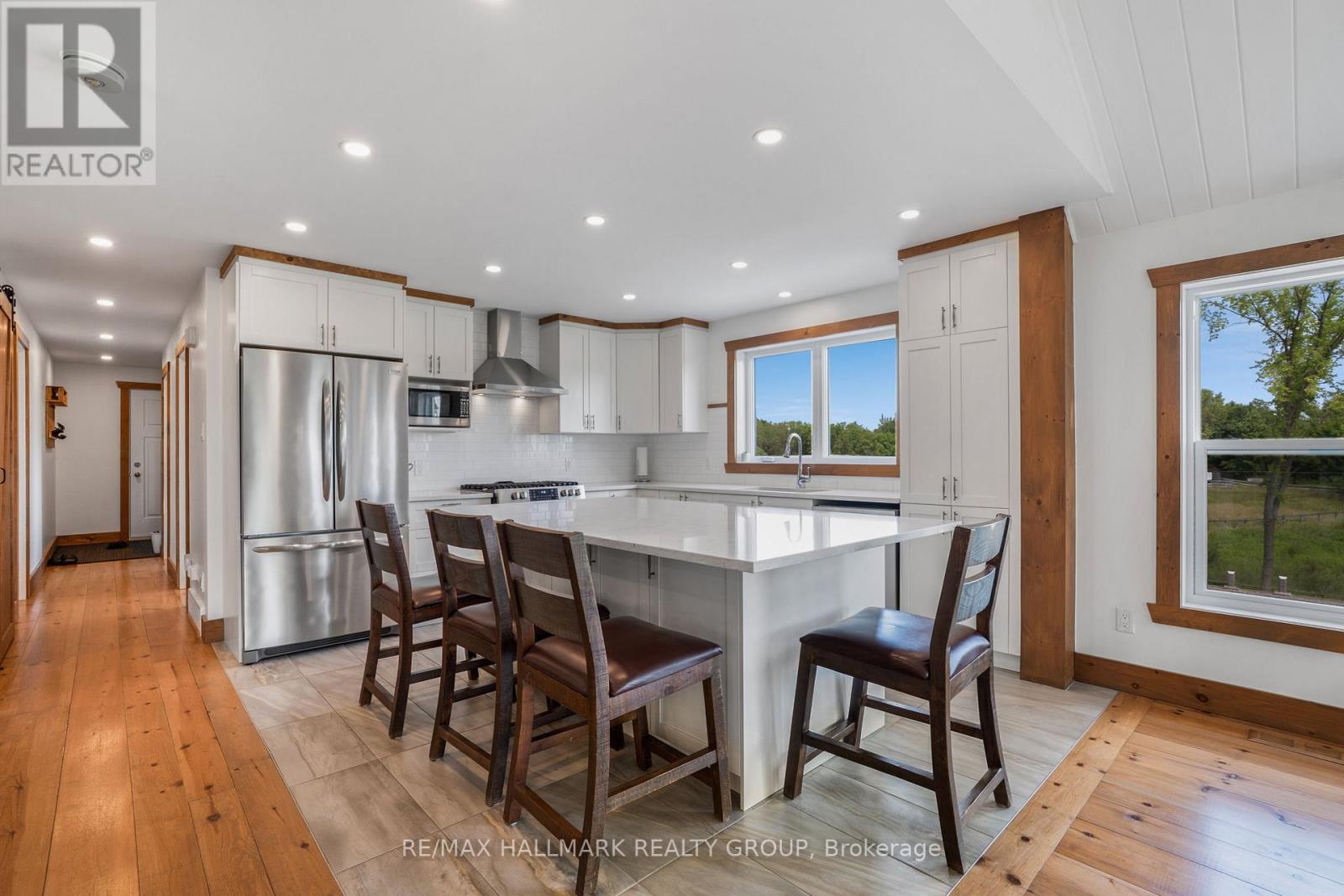 197 Boundary Road, Alfred And Plantagenet, Ontario  K0B 1L0 - Photo 13 - X12309026