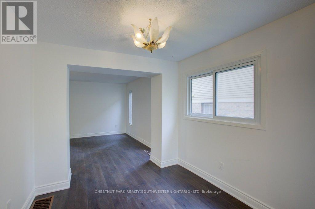 36 Fox Run, Barrie, Ontario  L4N 5L5 - Photo 11 - S12293686