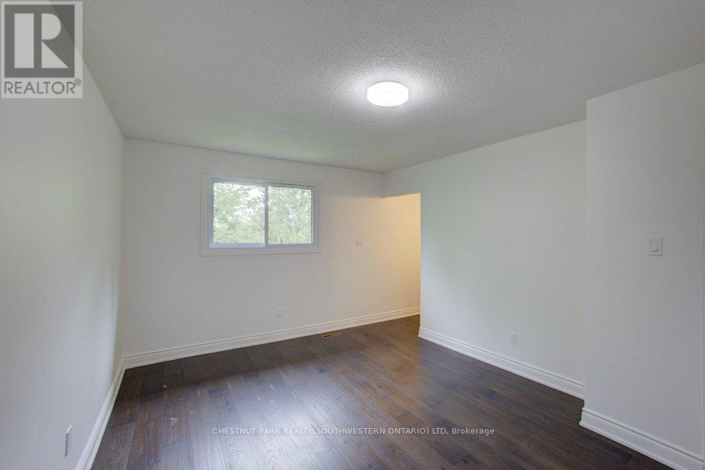36 Fox Run, Barrie, Ontario  L4N 5L5 - Photo 24 - S12293686