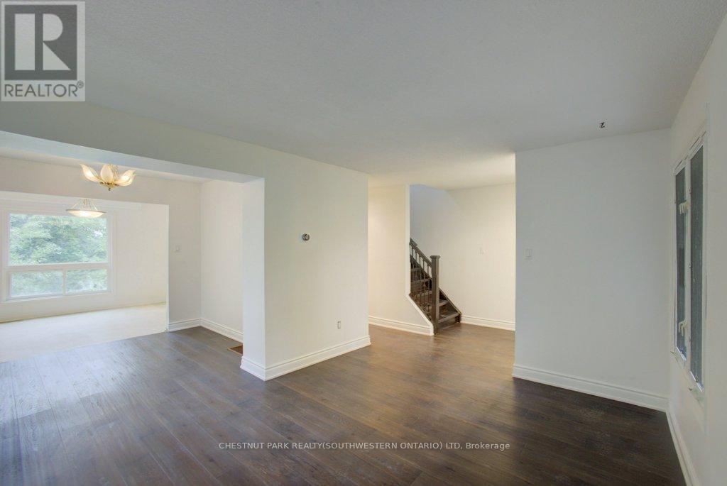 36 Fox Run, Barrie, Ontario  L4N 5L5 - Photo 8 - S12293686
