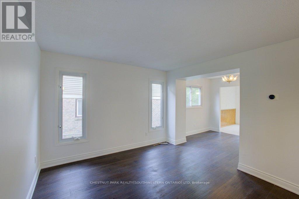 36 Fox Run, Barrie, Ontario  L4N 5L5 - Photo 7 - S12293686