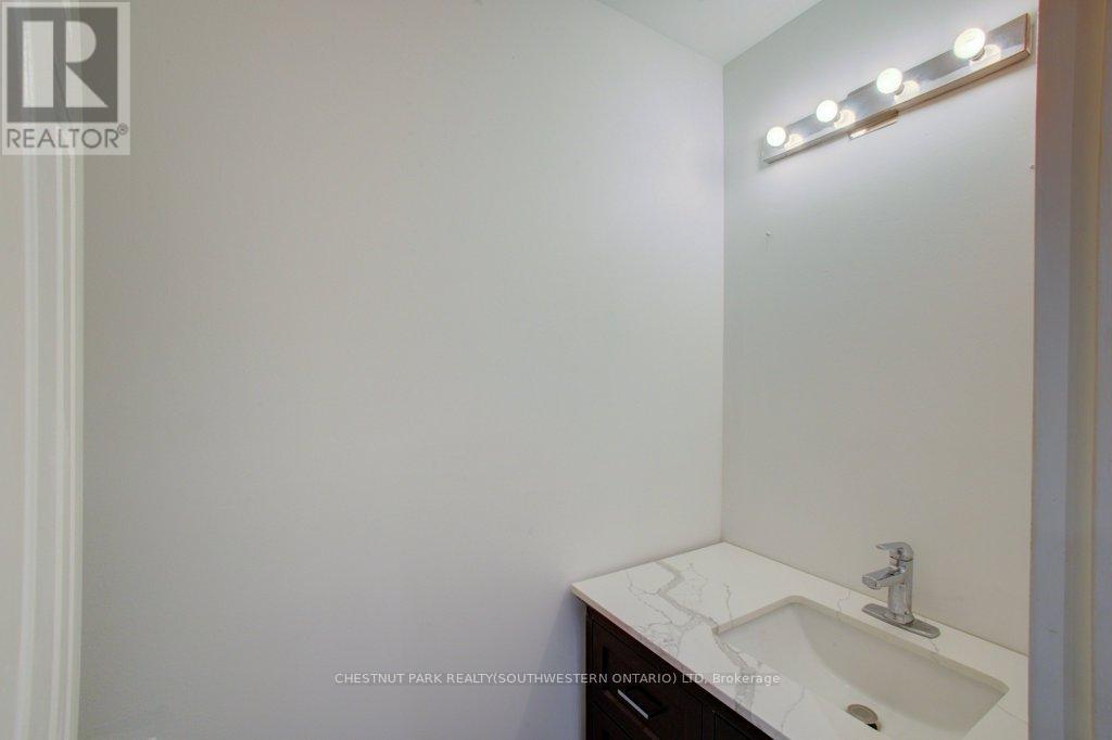36 Fox Run, Barrie, Ontario  L4N 5L5 - Photo 21 - S12293686