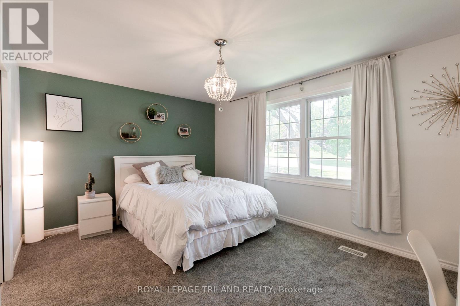 74 Kilworth Park Drive, Middlesex Centre, Ontario  N0L 1R0 - Photo 14 - X12305675