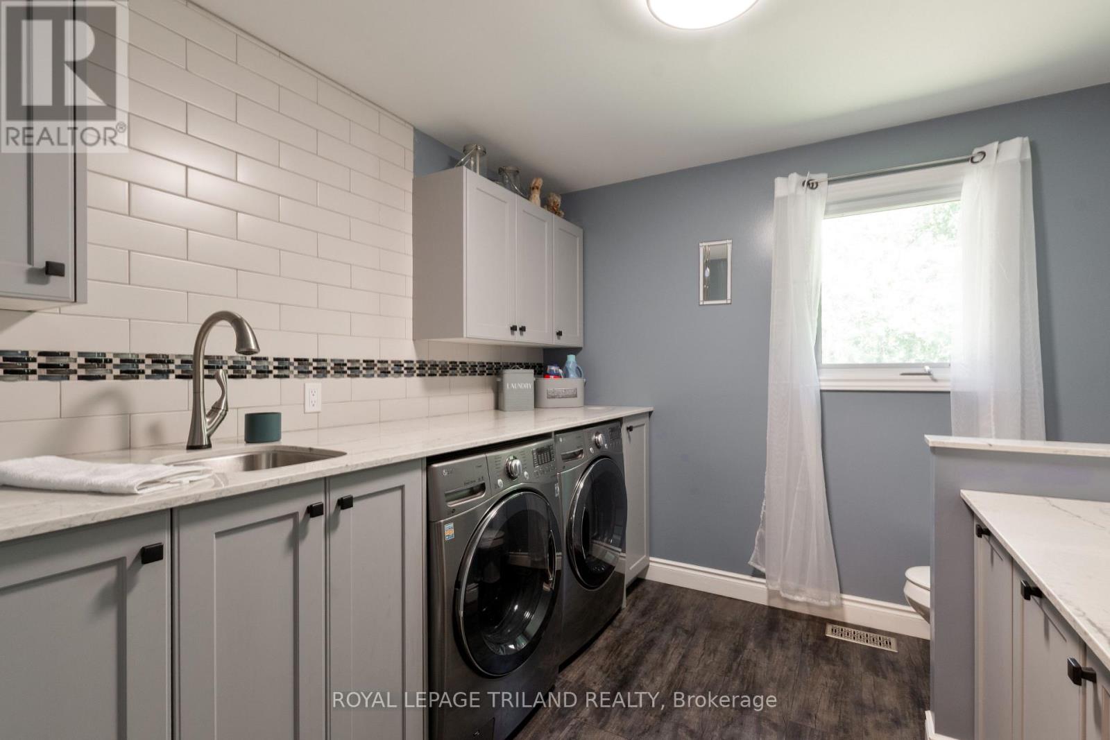 74 Kilworth Park Drive, Middlesex Centre, Ontario  N0L 1R0 - Photo 19 - X12305675