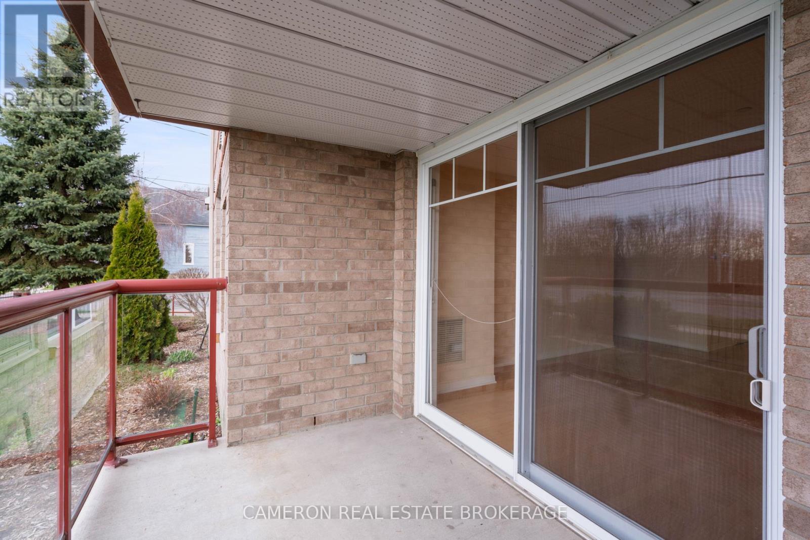 102 - 341 Water Street W, Cornwall, Ontario  K6J 1A5 - Photo 23 - X12104440
