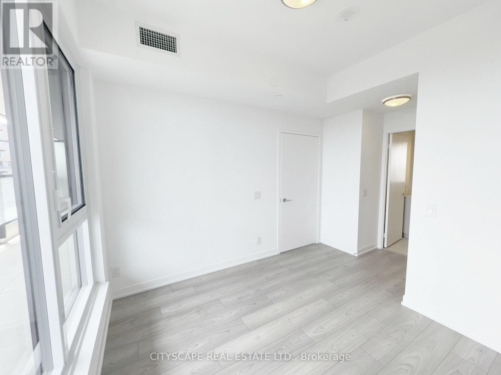 914 - 285 Dufferin Street, Toronto, Ontario  M6K 0J2 - Photo 13 - W12309014