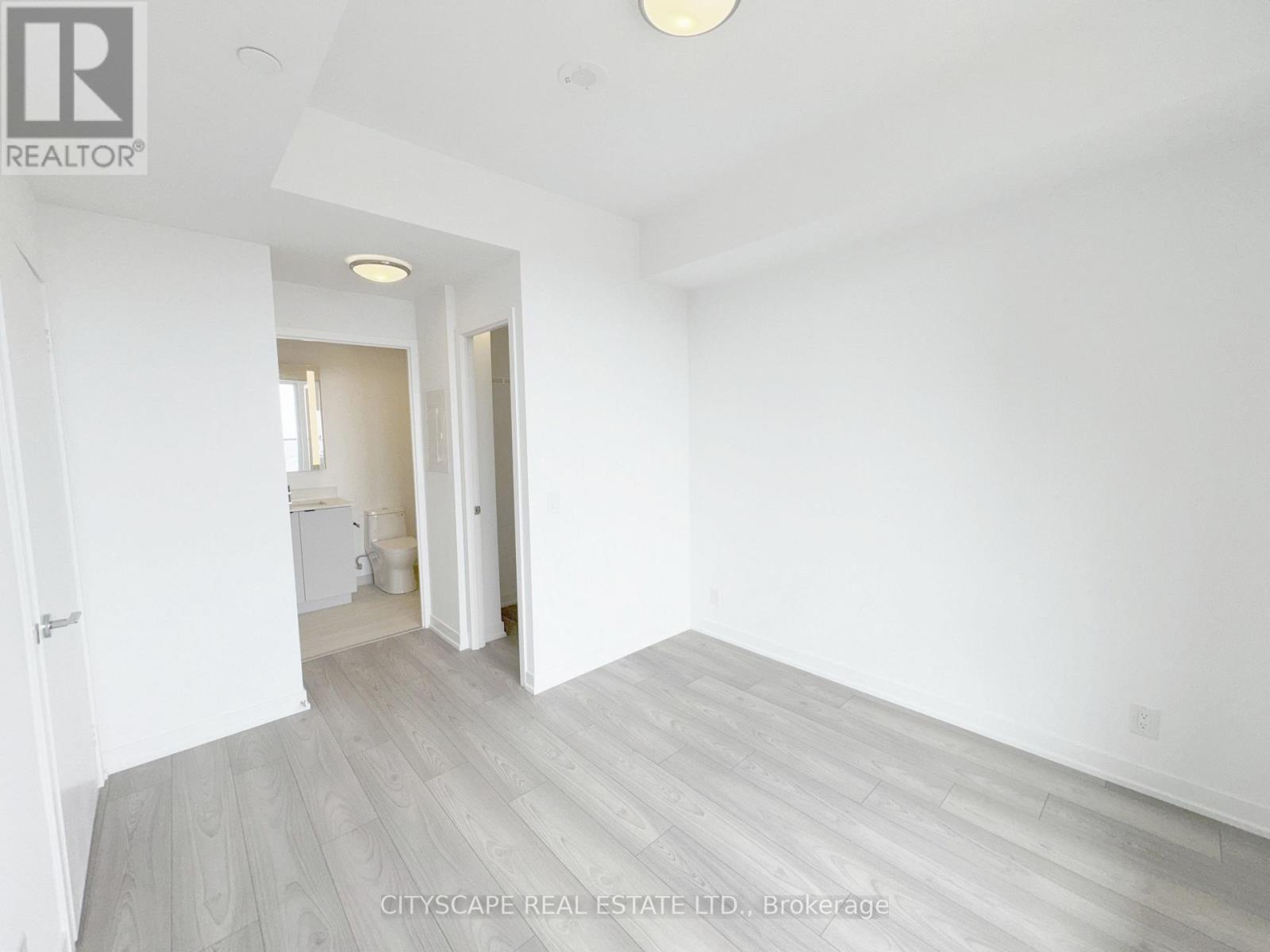 914 - 285 Dufferin Street, Toronto, Ontario  M6K 0J2 - Photo 14 - W12309014
