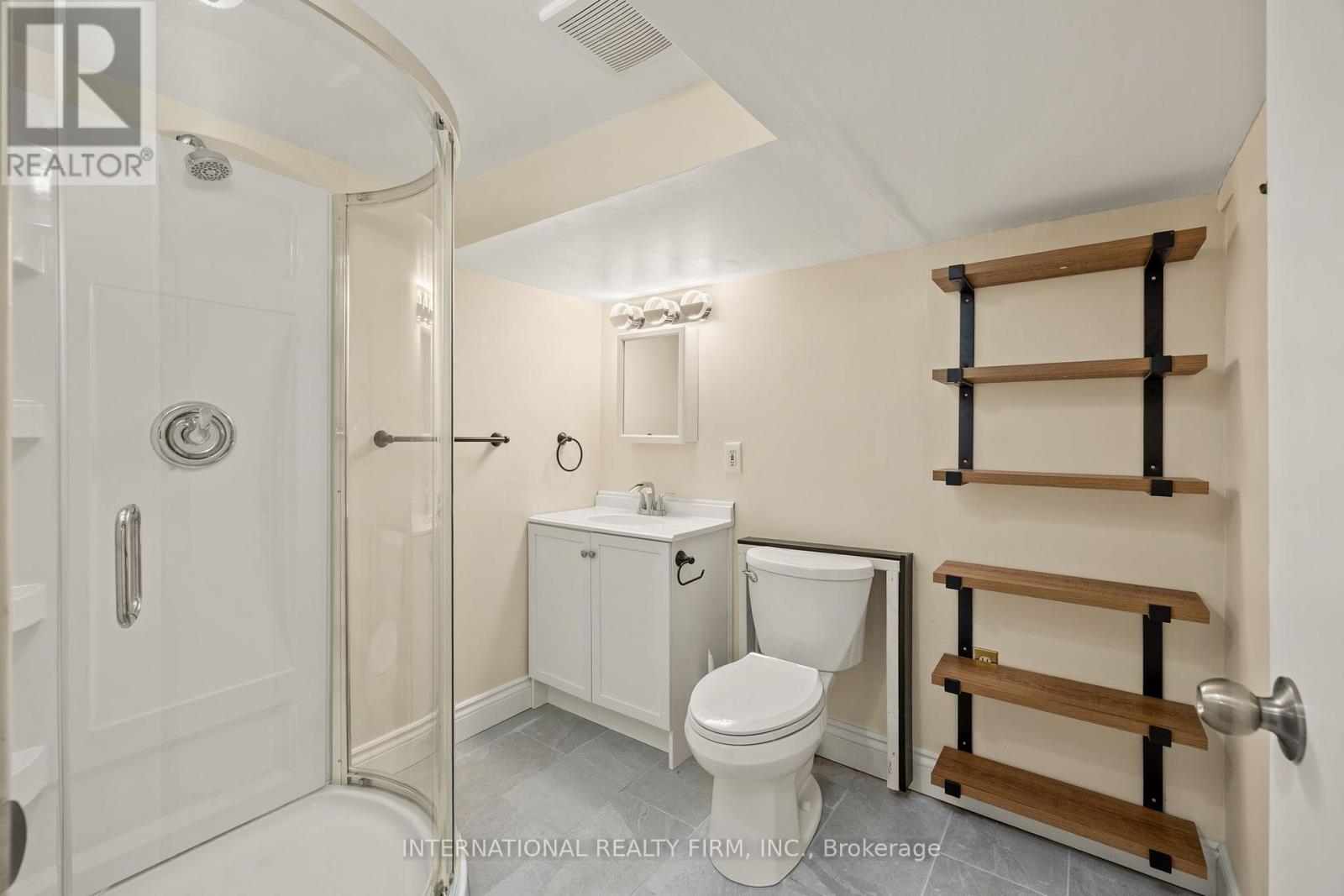 304 Broadway, Orangeville, Ontario  L9W 1L3 - Photo 8 - W12309019