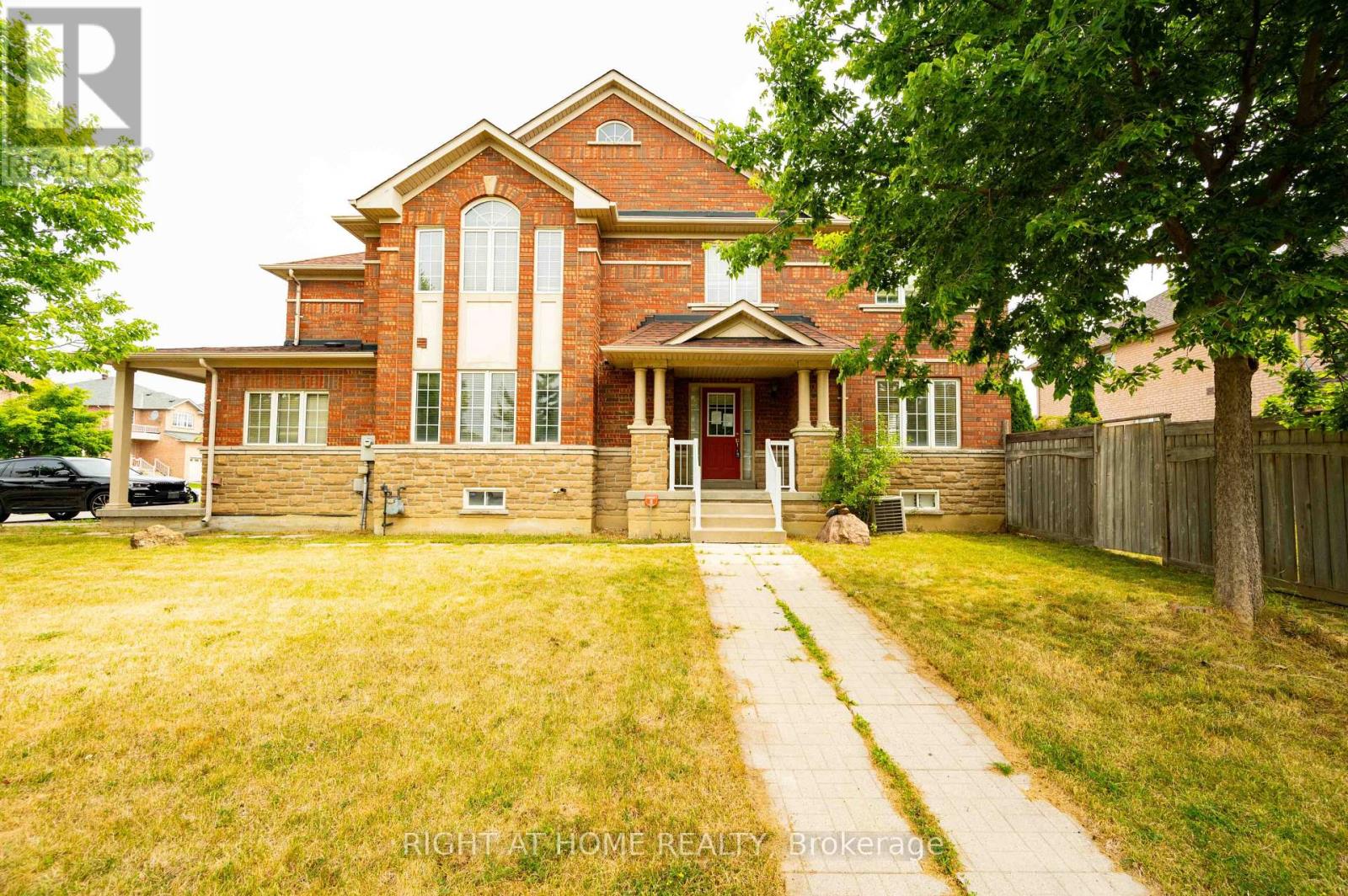Property at 138 ZIA DODDA CRESCENT image 1