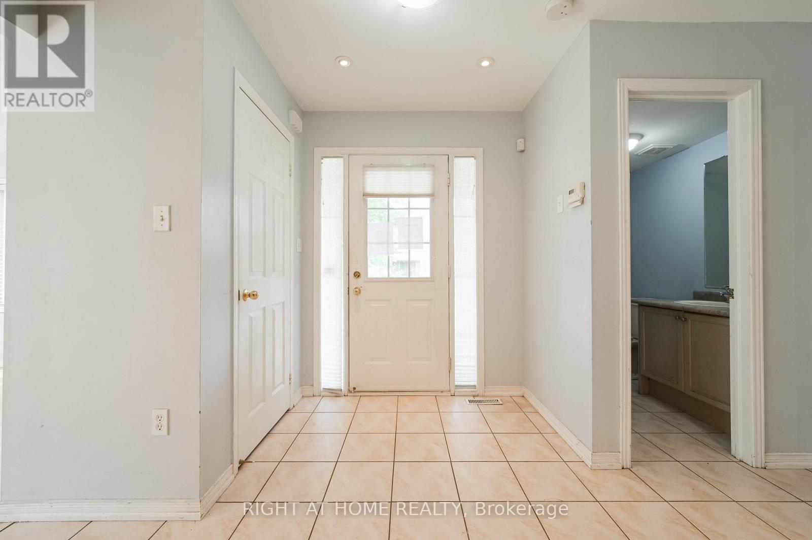 Property at 138 ZIA DODDA CRESCENT image 3