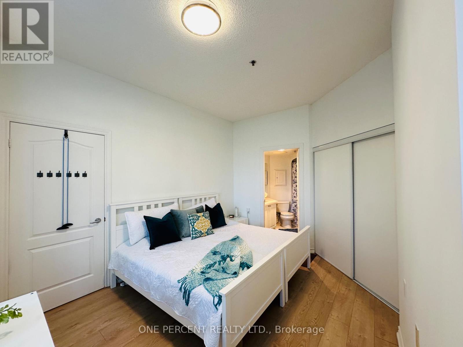 103 - 4640 Kimbermount Avenue, Mississauga, Ontario  L5M 5W6 - Photo 24 - W12308926