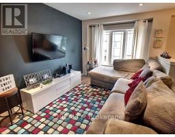 12 - 201 WESTBANK TRAIL, Hamilton, Ontario