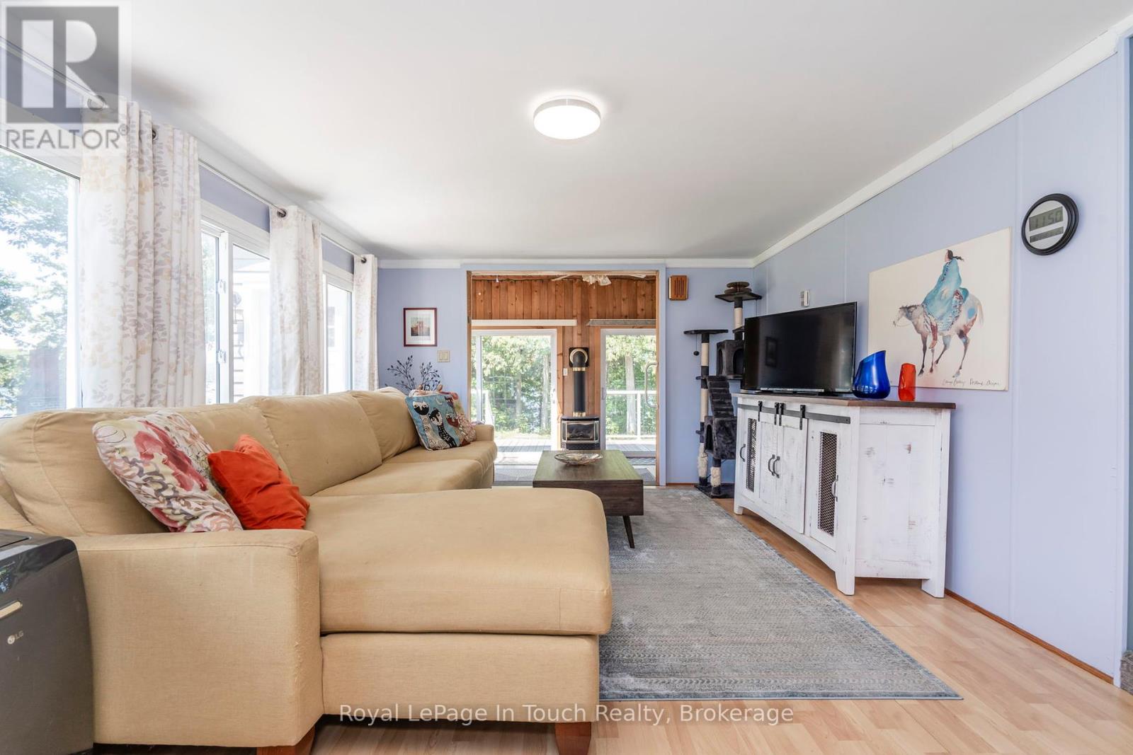 30 Lakeshore Road, Midland, Ontario  L4R 0B9 - Photo 12 - S12309051