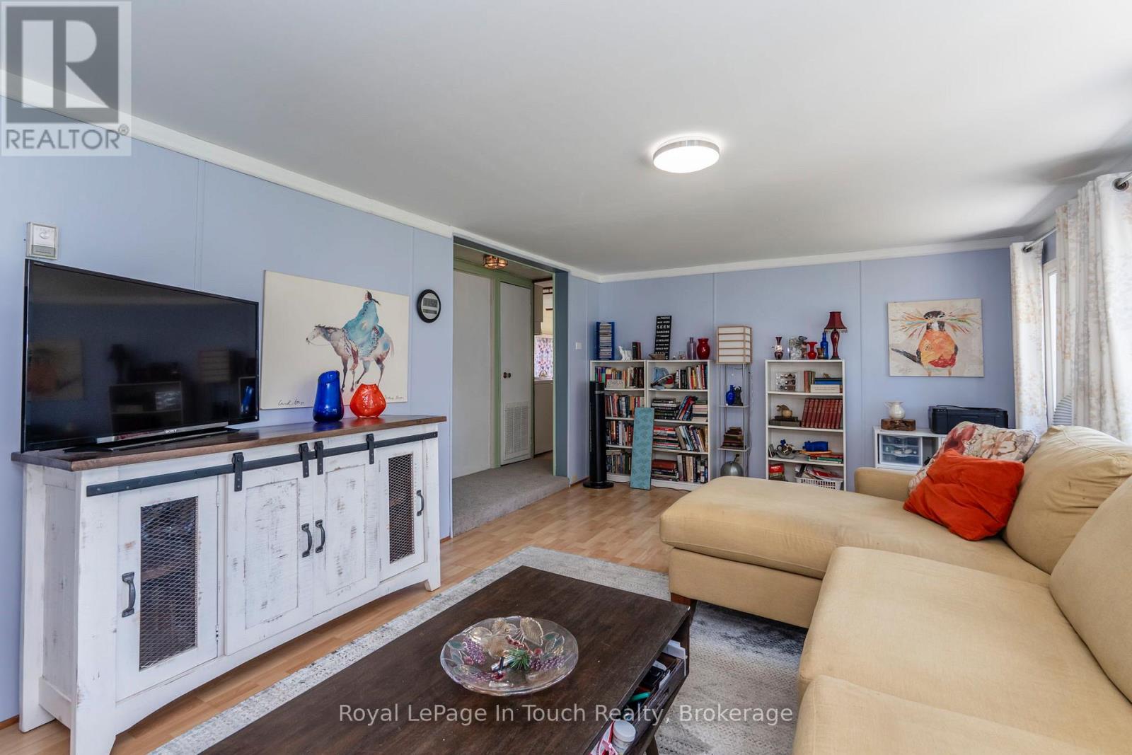 30 Lakeshore Road, Midland, Ontario  L4R 0B9 - Photo 13 - S12309051